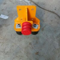 實拍！河南華研免焊接型歐式單梁200輪矩形方管梁頭用防脫軌