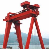 南京U型雙梁吊鉤門(mén)式起重機(jī)廠家直銷(xiāo)