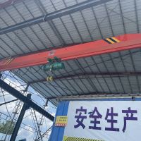 長陽單梁橋式起重機各種型號起重機，行吊廠家直銷