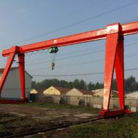 德州起重機(jī)-門(mén)式起重機(jī)
