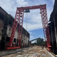 湖北省宜昌市五峰縣龍門吊，行吊，門式起重機